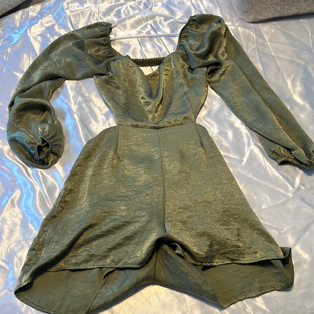 Green romper